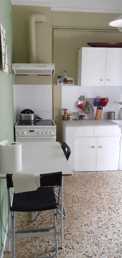 테살로니키 Cozy Penthouse Next To Metro Station 아파트 외부 사진